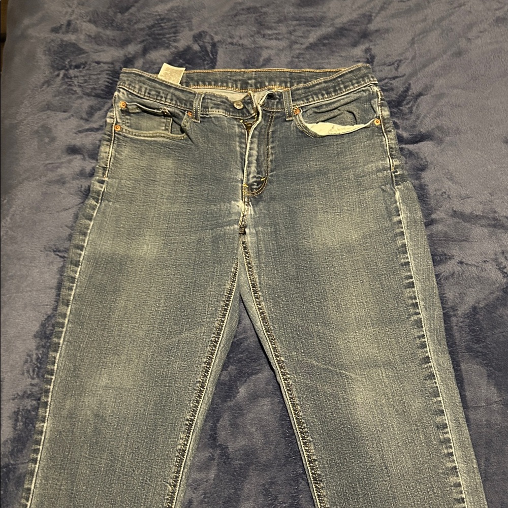 Levi's Men's Relaxed Fit Faded Blue Jeans